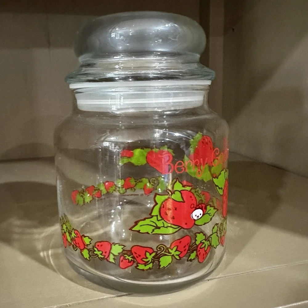 Vintage 1980 Strawberry Shortcake American Greetings Berry Good 5.5
